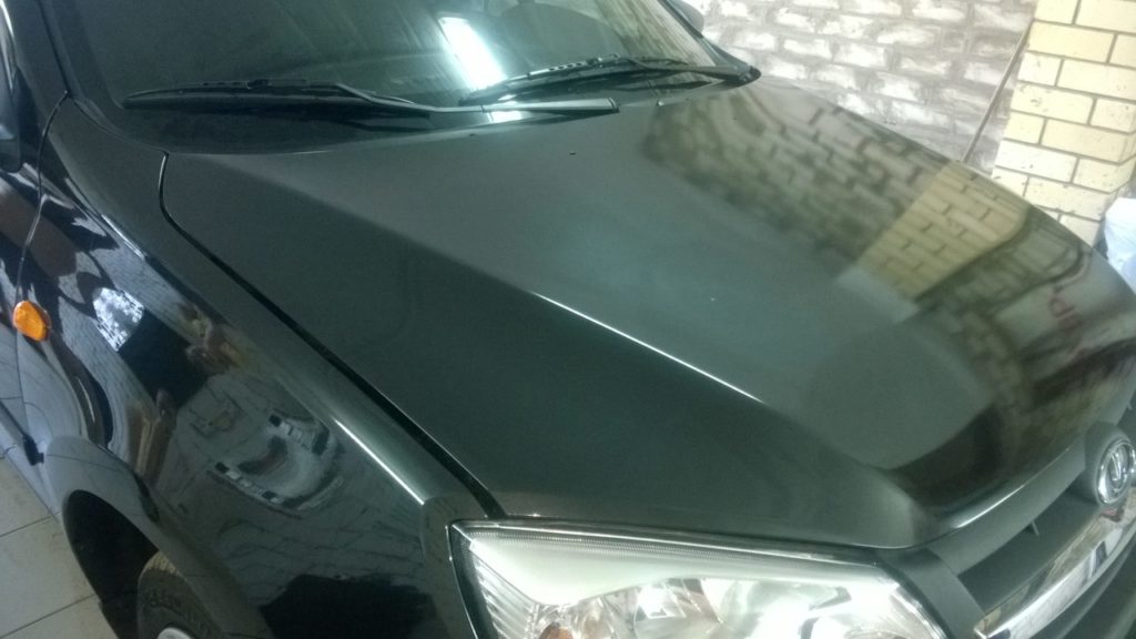 Автомобиль после нанесения бронированной пленки